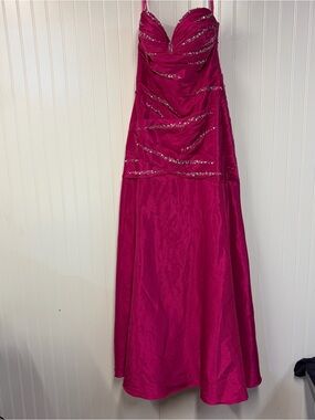 Mori Lee Strapless Fuchsia Evening Gown with Beaded Accents 11/12